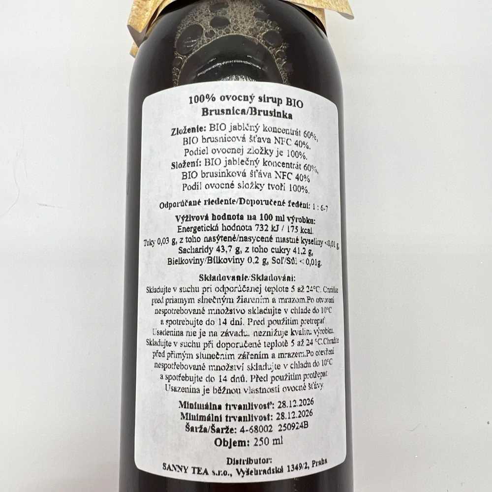 🎁 Kouzelný vánoční balíček – Brusinkový sirup & mandle v kokosu