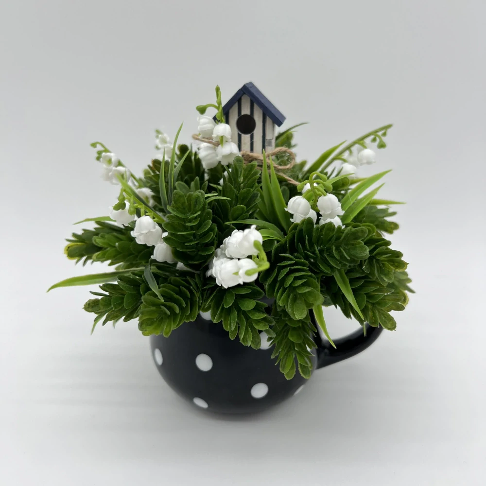 🌿 Jarní dekorace v keramickém hrnečku s budkou 🏡