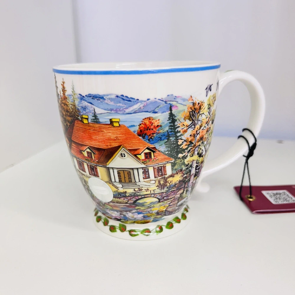 DÁRKOVÝ HRNEK BALENÝ V KRABIČCE MOTIV VENKOV