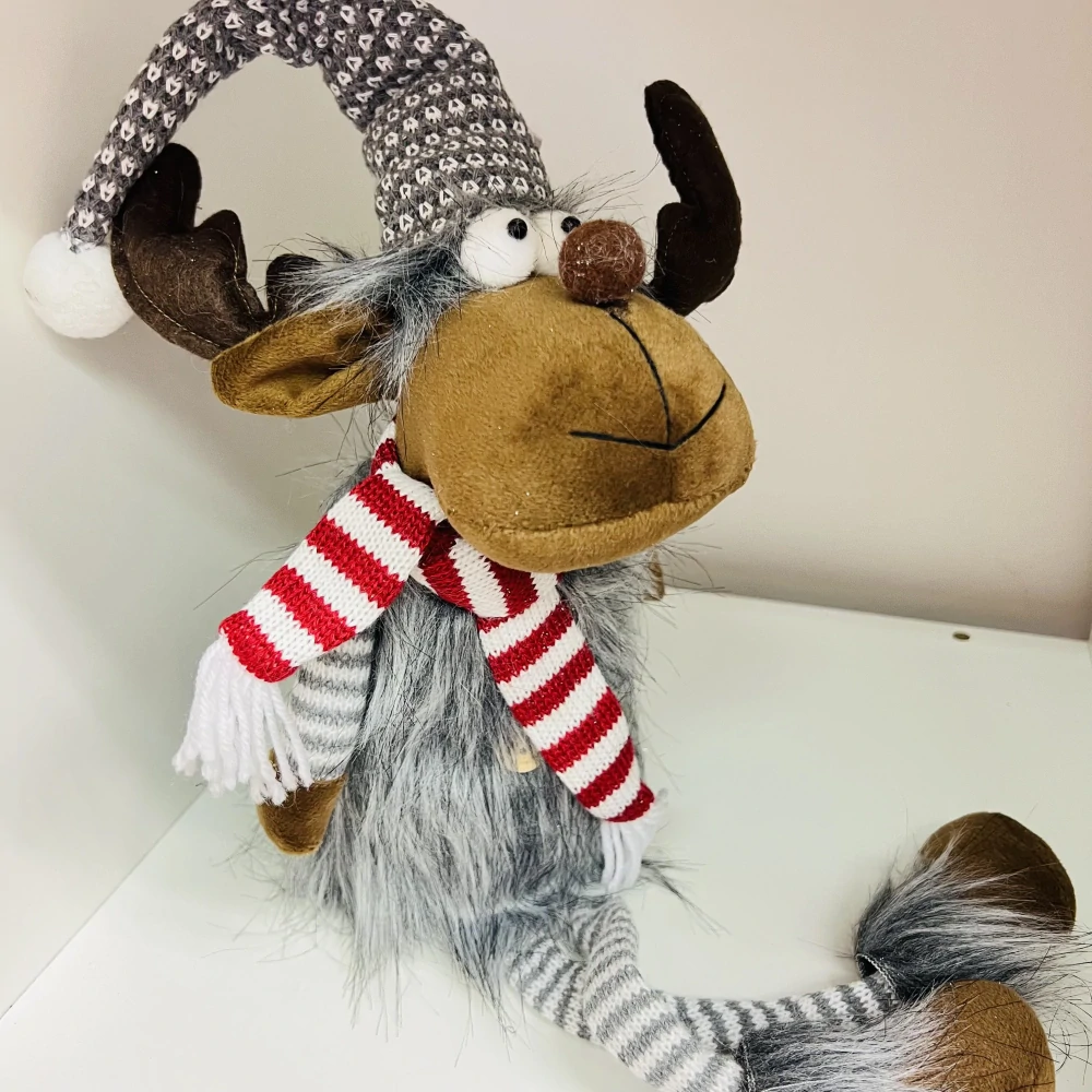 ZIMNÍ DEKORACE SEDÍCÍ SOB