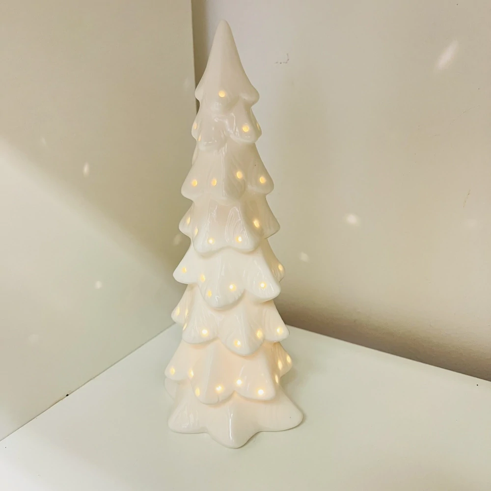 ZIMNÍ DEKORACE STROM S LED SVĚTLEM