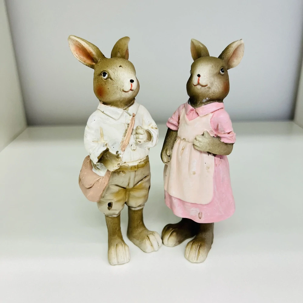 JARNÍ DEKORACE FIGURKA ZAJÍČKA - DVA DRUHY - CHLAPEC NEBO DÍVKA