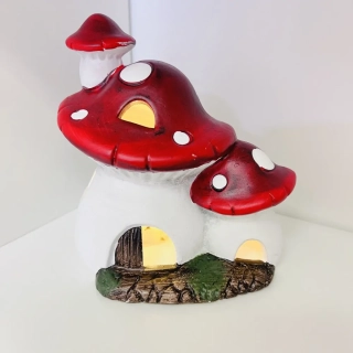 DEKORACE DOMEČEK HOUBA S LED OSVĚTLENÍM