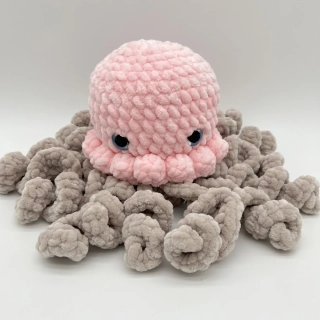 🐙 Háčkovaná chobotnička – hebká dekorace