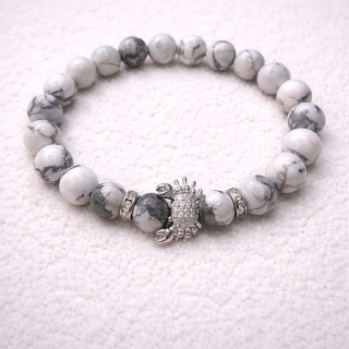 ✨ Náramek z howlitu s krabem ✨