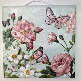 🌸 Zdobená keramická dlaždice – Růžová zahrada s motýly 🦋✨
